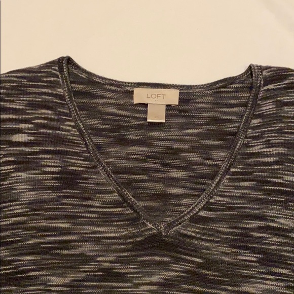 Ann Taylor Loft V-neck sweater - Picture 3 of 9